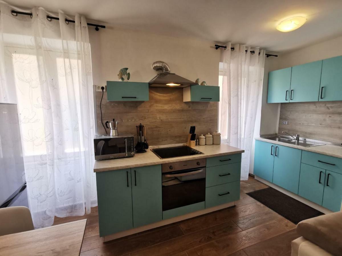 A Charming One-Bedroom Apartment In The Heart Of 'Rovinj' Eksteriør billede