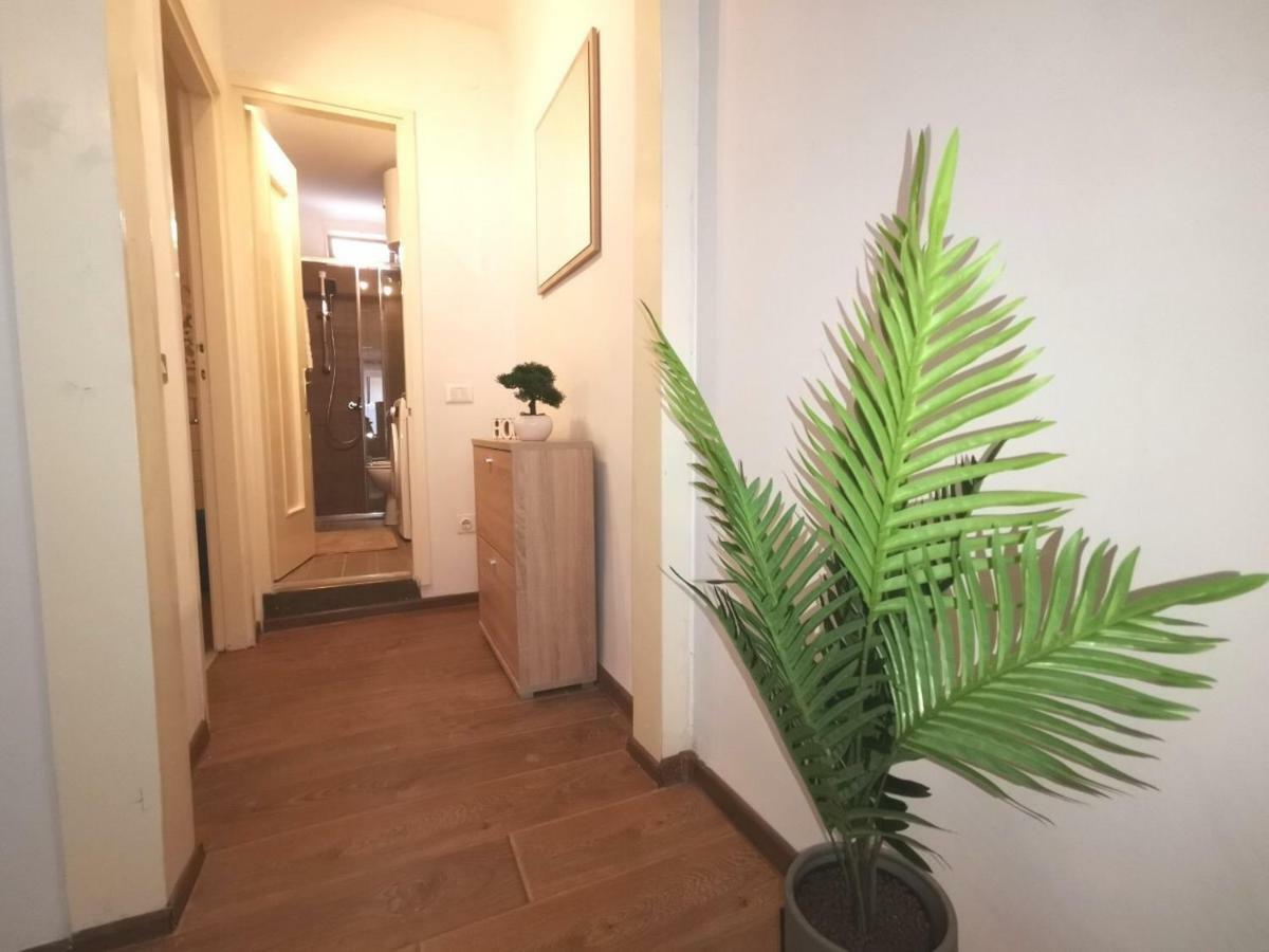 A Charming One-Bedroom Apartment In The Heart Of 'Rovinj' Eksteriør billede